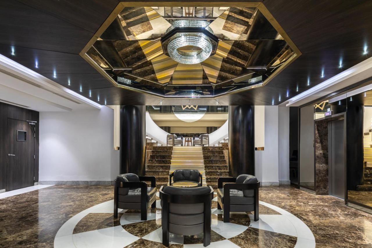 モーベンピック ホテル スファックス エクステリア 写真 The lobby of the hotel
