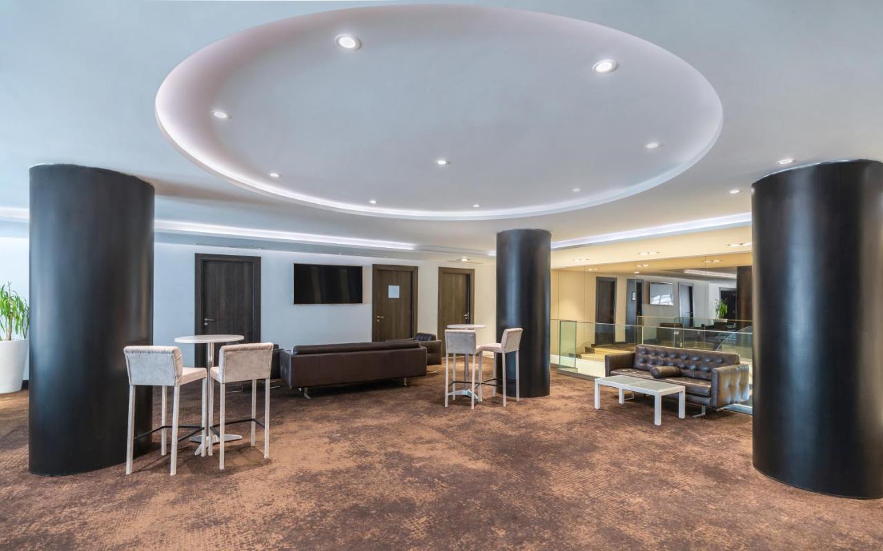 モーベンピック ホテル スファックス エクステリア 写真 The lounge at the airport