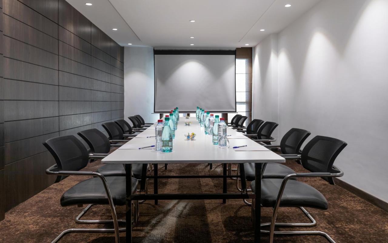 モーベンピック ホテル スファックス エクステリア 写真 Meeting room