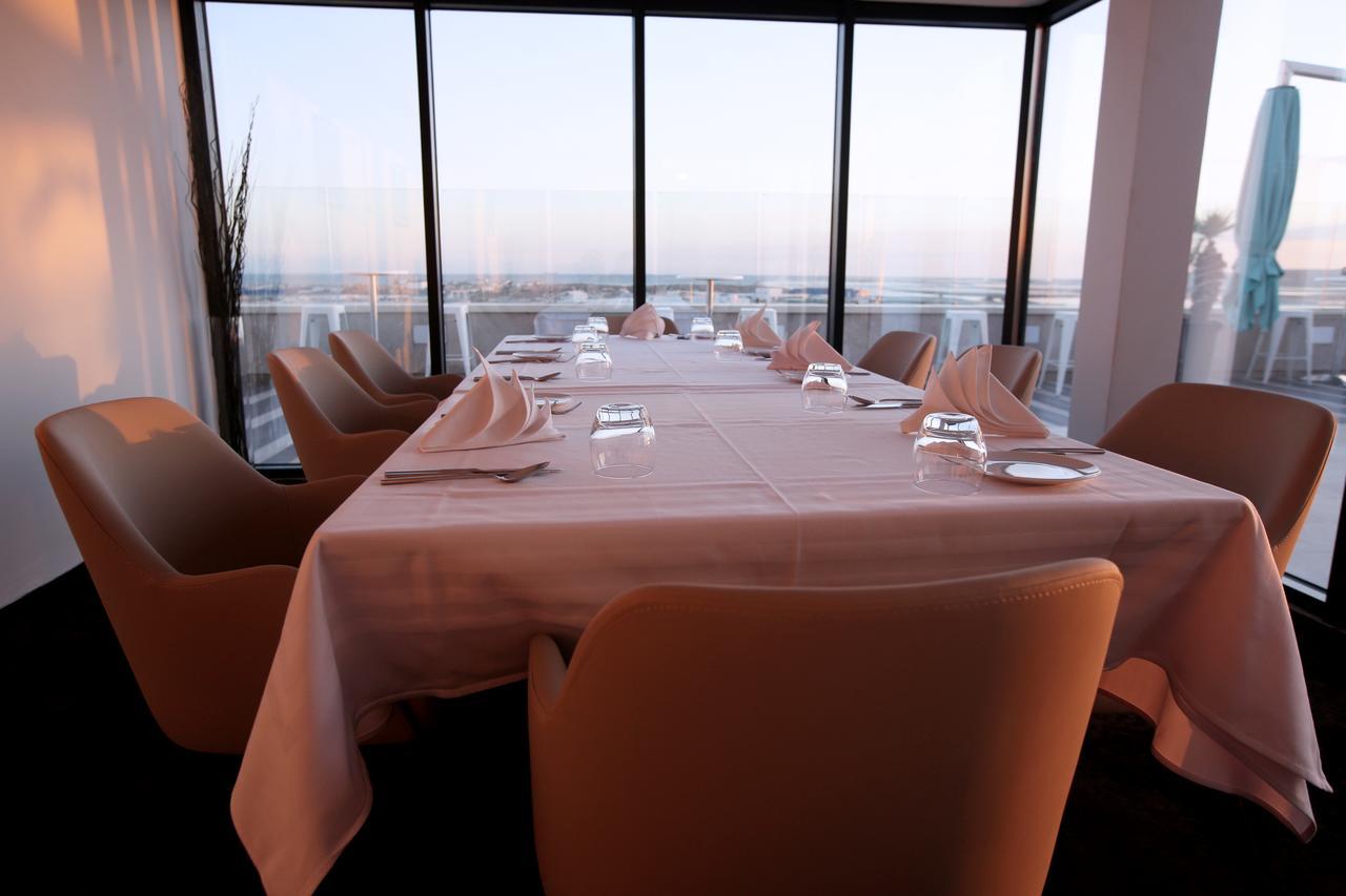 モーベンピック ホテル スファックス エクステリア 写真 Restaurant