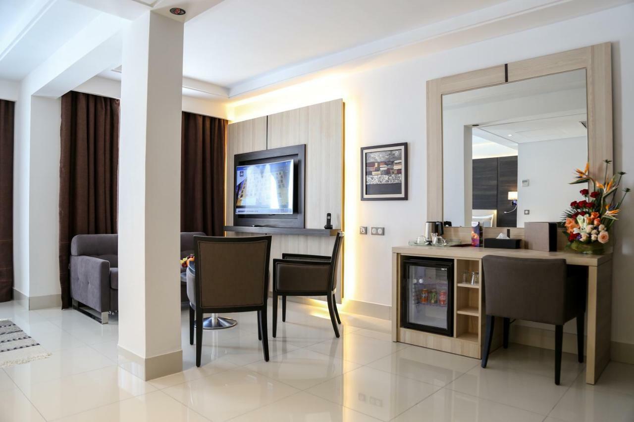 モーベンピック ホテル スファックス エクステリア 写真 Suite room
